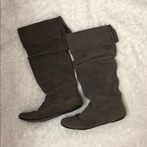 *PRICE DROP* Slouchy boots